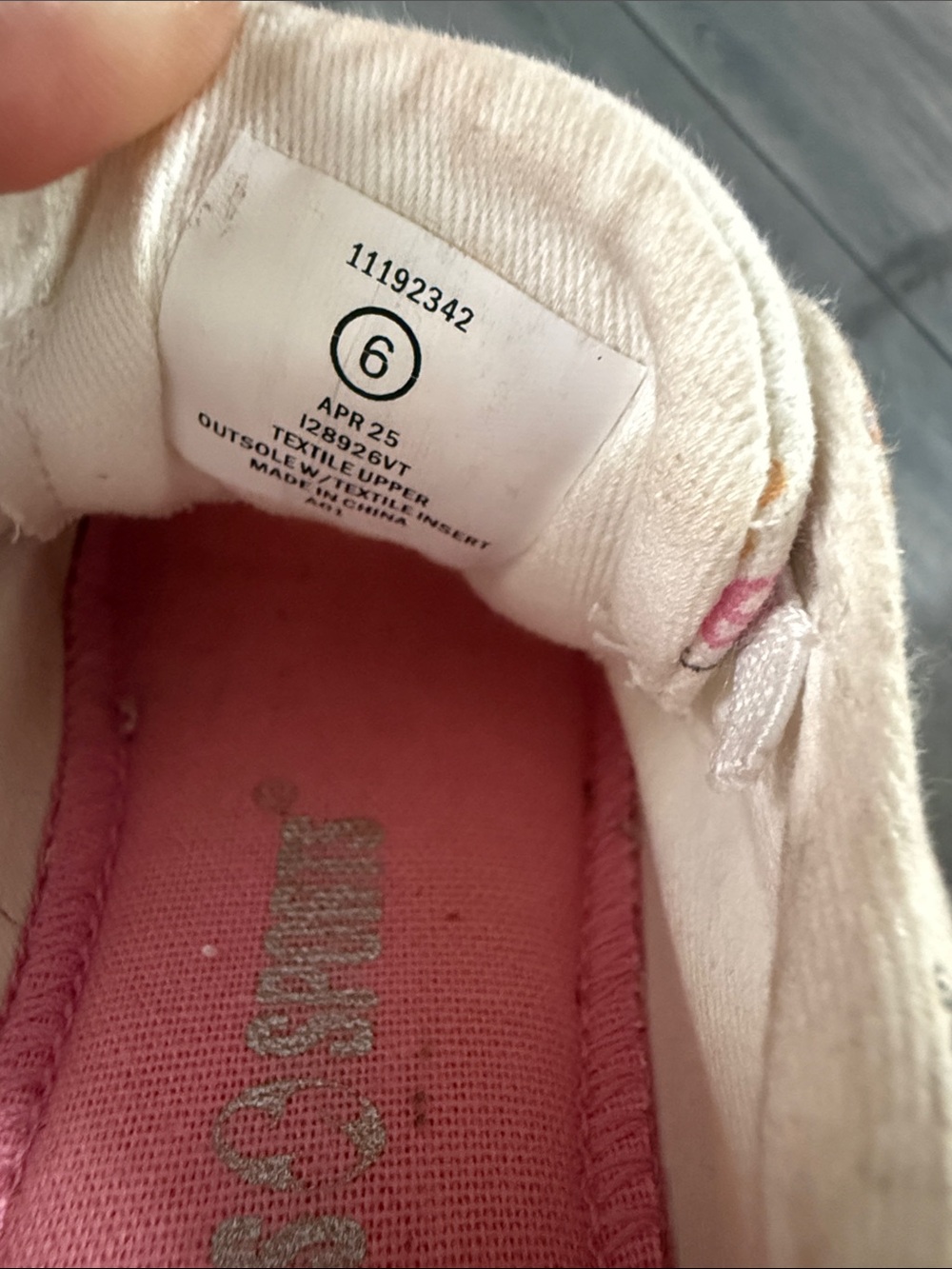 Skechers Girls Light Pink Canvas Sneakers with Rainbow Eyelets - Picture 2 of 2